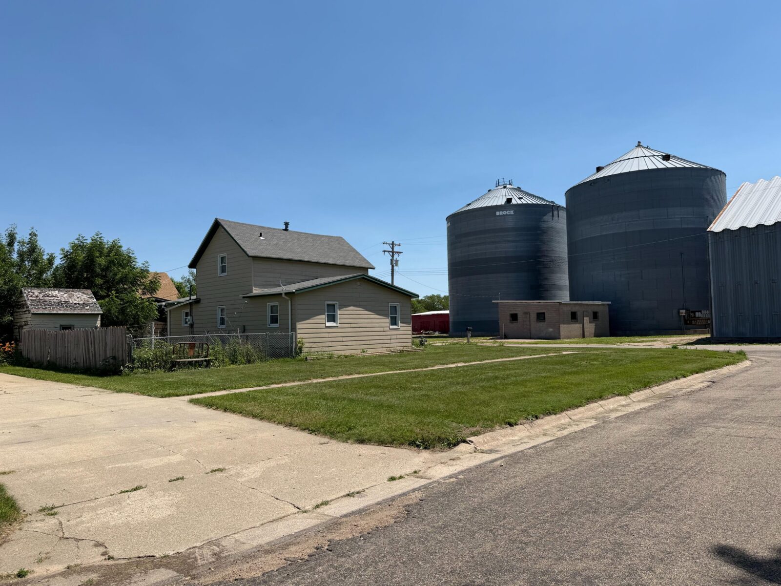 308 E. 1st St., Ainsworth, NE home for sale