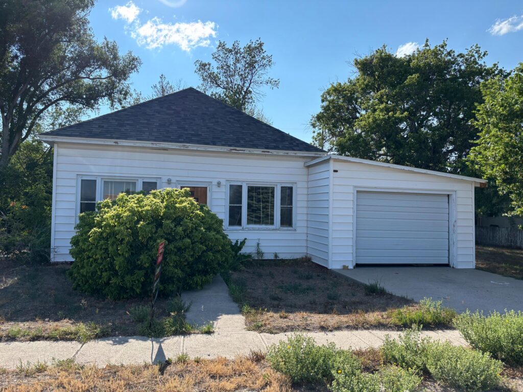 439 Main St., Harrison, NE  