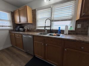 615 S Walnut