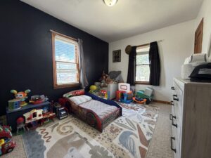 615 S Walnut