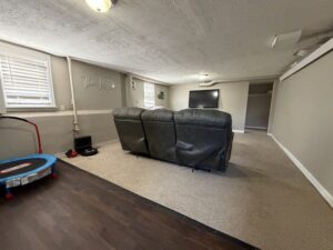 615 S Walnut