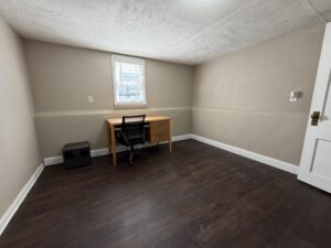 615 S Walnut