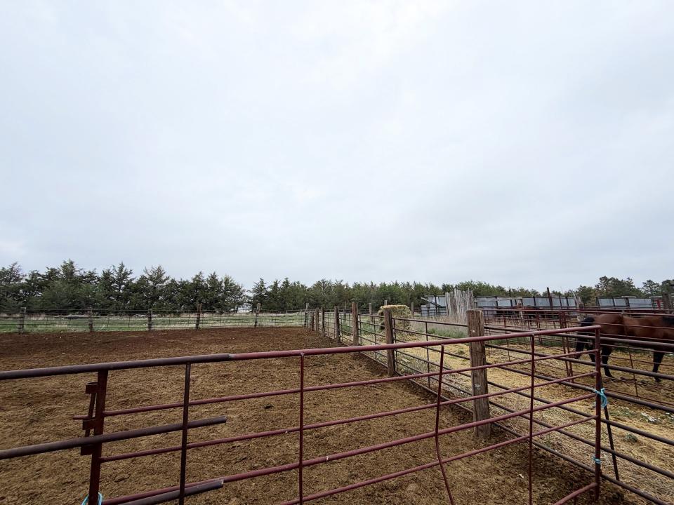Box Butte County Nebraska acreage feedlot for sale