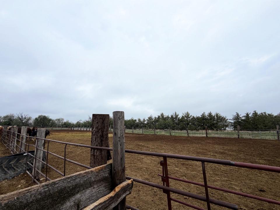 Box Butte County Nebraska acreage feedlot for sale