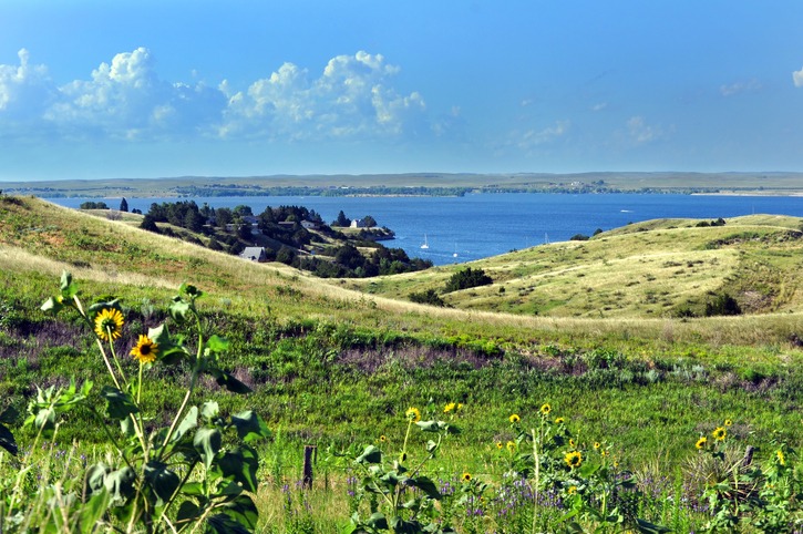 Where Is Lake McConaughy in Nebraska? Benefits of the Big Mac Region  