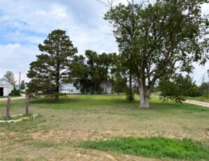 Box Butte County Nebraska acreage feedlot for sale