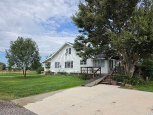 Imperial, Nebraska home with land for sale