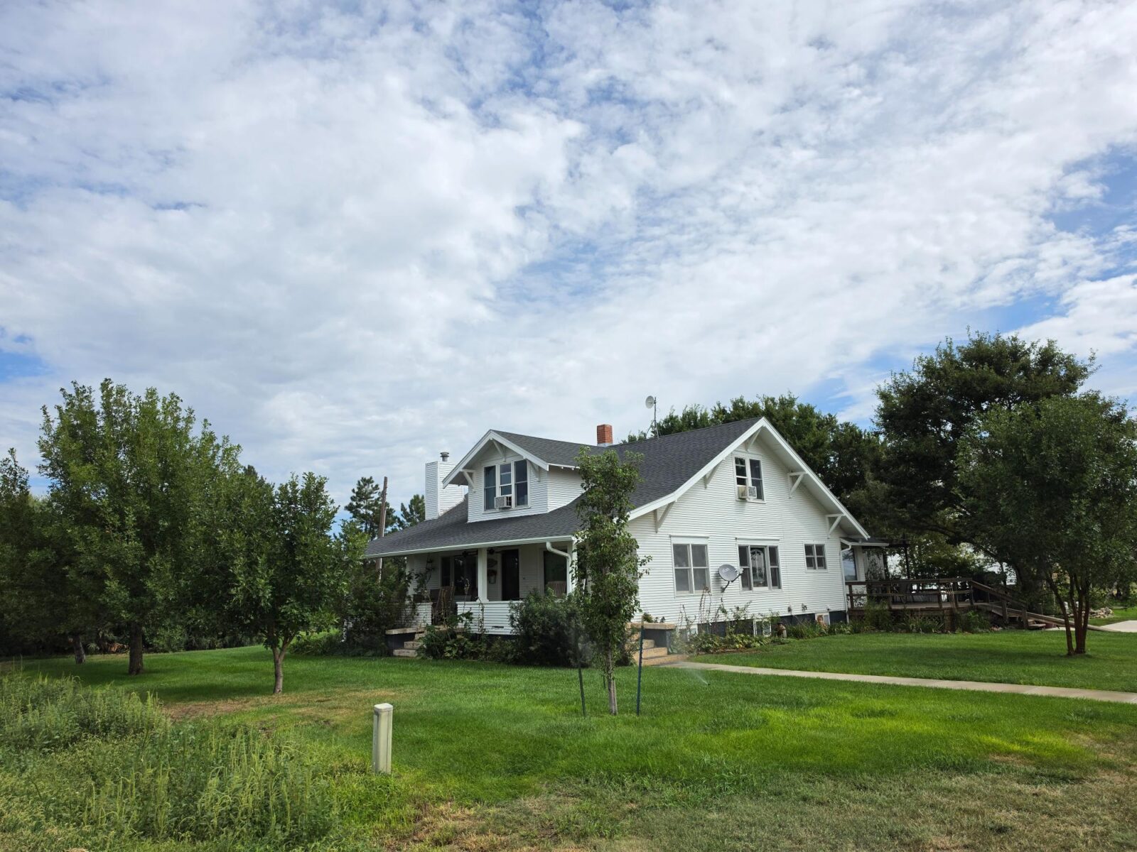 Imperial, Nebraska home with land for sale