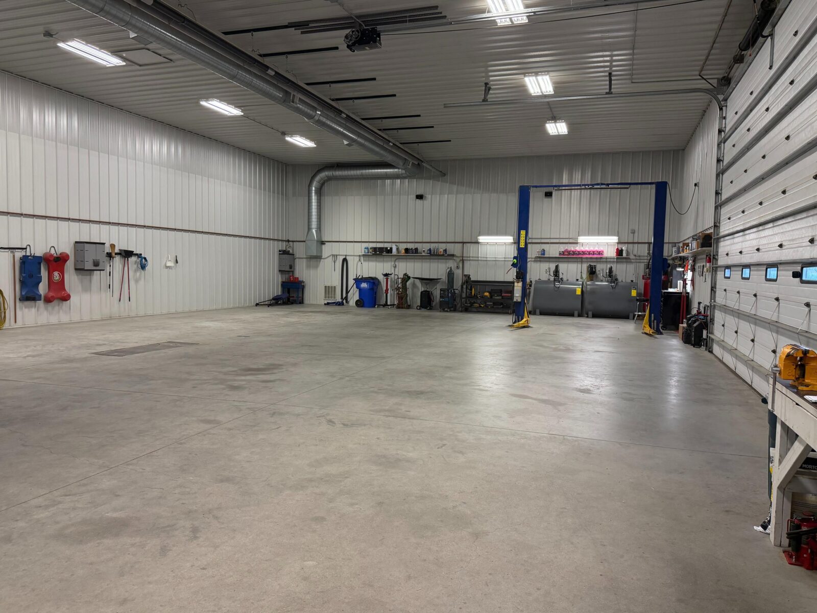 Long Pine Nebraska country acreage with large shop for sale