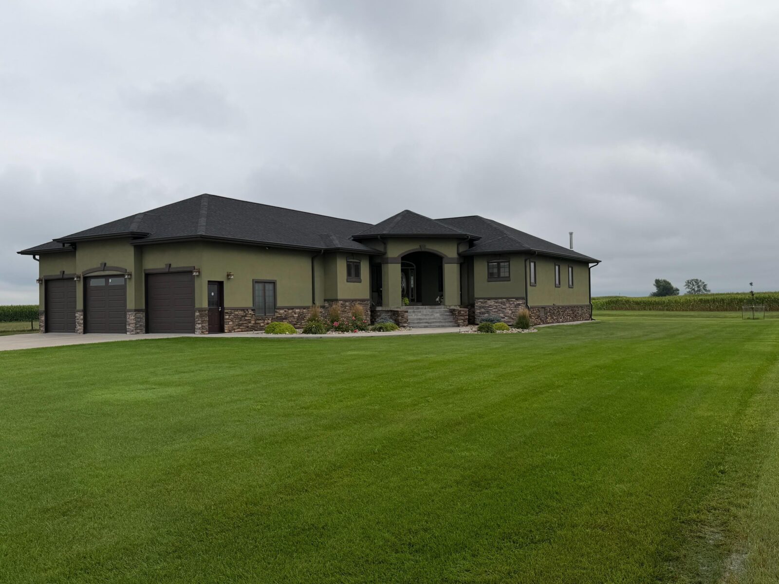Long Pine Nebraska country acreage with large shop for sale