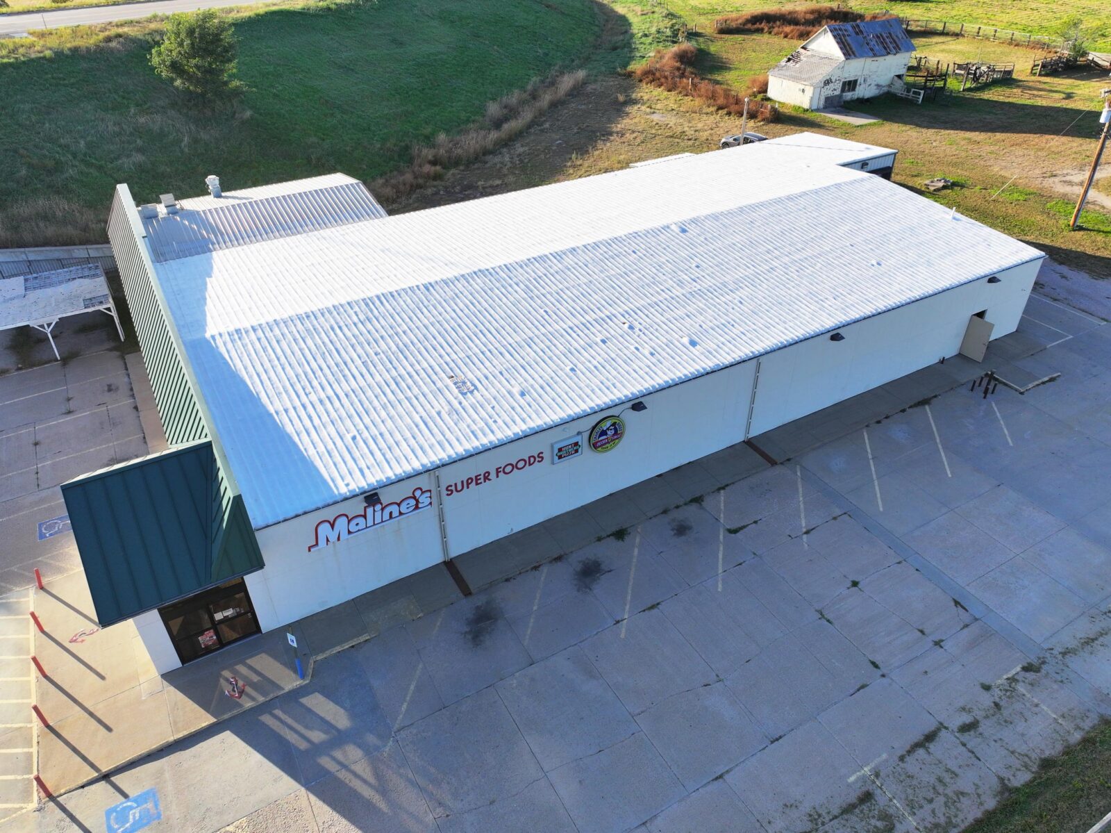 Commercial building for sale Sutherland, NE