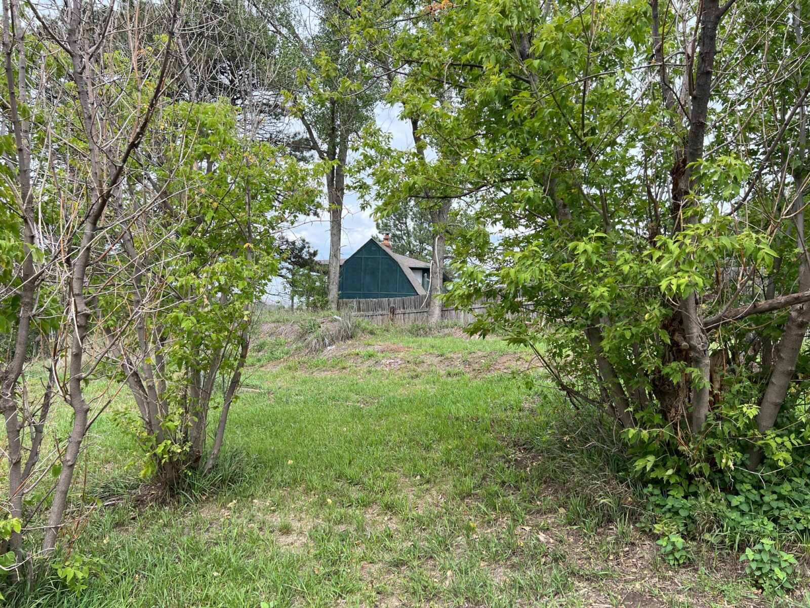 10 Berryville, Chadron, NE home for sale