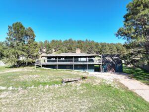 10 Berryville, Chadron, NE