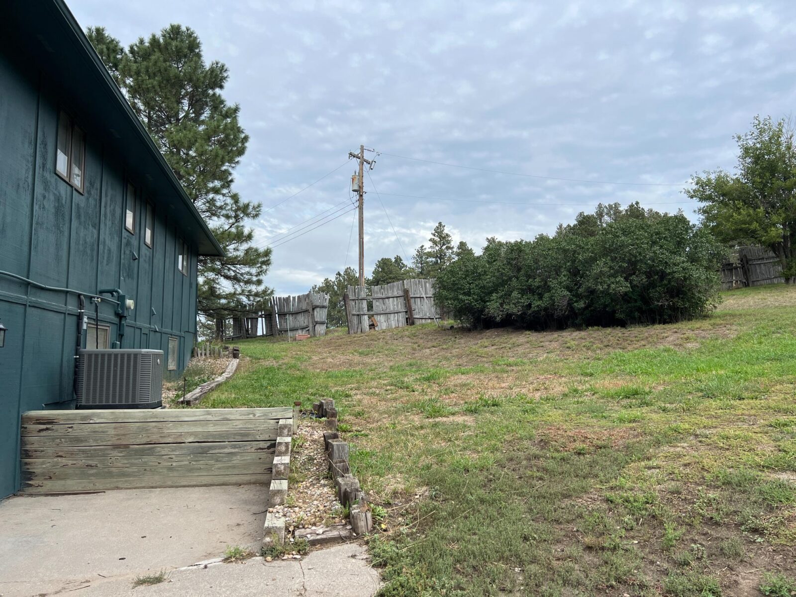 10 Berryville, Chadron, NE home for sale