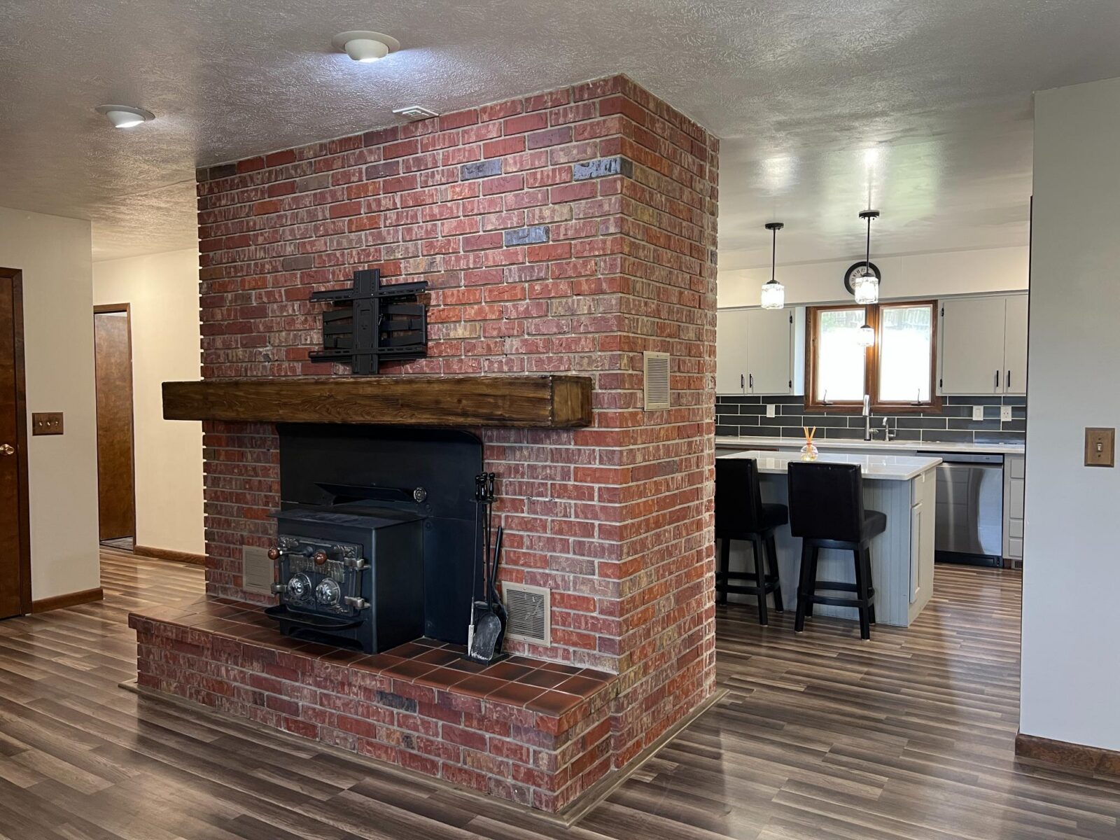 10 Berryville, Chadron, NE home for sale
